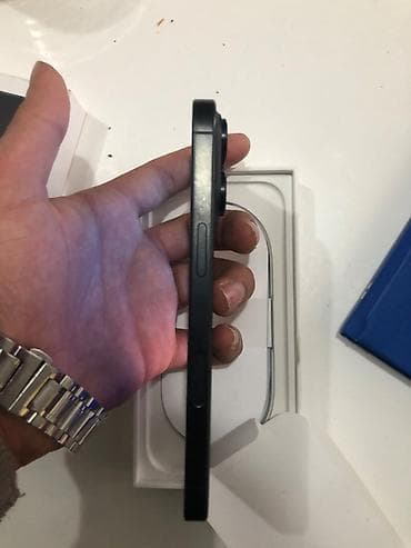 iphone 12 pro max ekran: IPhone 16 Pro, 128 GB, Qara — 3