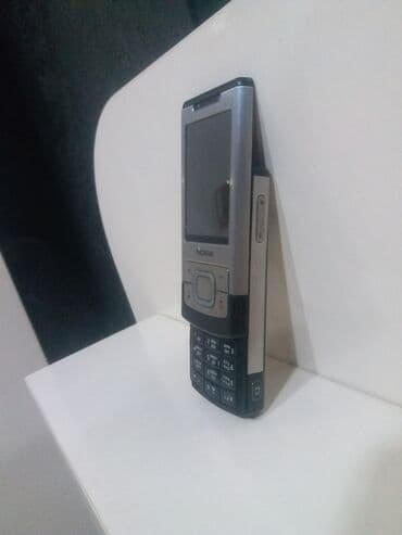 nokia 6100: Nokia 8 Sirocco, rəng - Gümüşü, Düyməli — 4