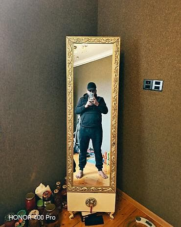 yatag desleri: Klassik üslubda yataq otağı dəsti - Yataq: yumşaq kapitone başlıq — 9