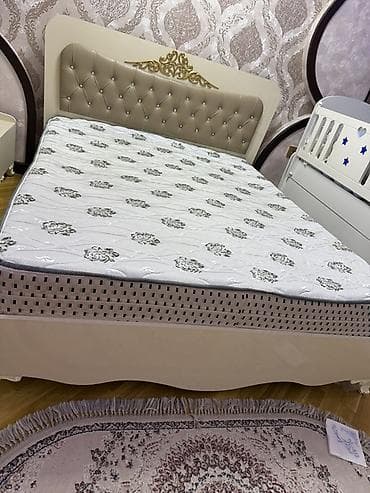 Мебель для дома: Двуспальная кровать — 1