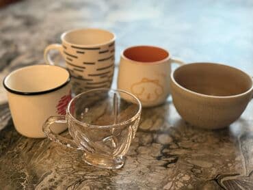 Fincan – 5 ədəd. hamisi birlikde 10 m Tərkib: - 1 ədəd şüşə fincan