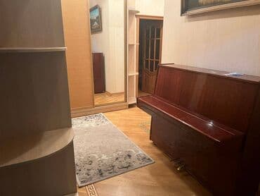 2 otaqlı mənzil vasitəçisiz: 8 noyabr metrosuna Tibb universitetinə yaxın 19 mertebeli binanın — 12