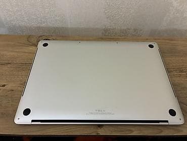 macbook pro satilir: Apple MacBook, 15.4 ", Intel Core i7, 256 GB — 9