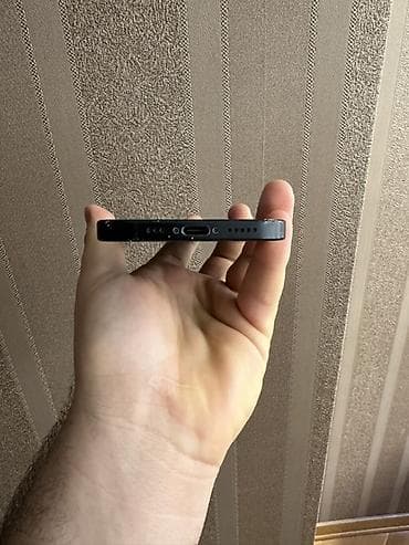 kontakt iphone 11: IPhone 15, 128 GB, Qara, Simsiz şarj, Face ID — 5