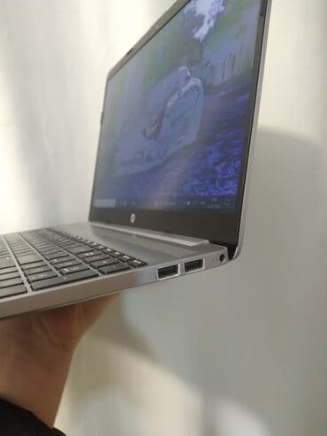 Колье: HP 15.6 ", Intel Core i5, 256 ГБ — 4