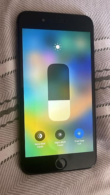2.el apple telefon: IPhone 8 Plus, 64 GB, Qara, Barmaq izi — 3