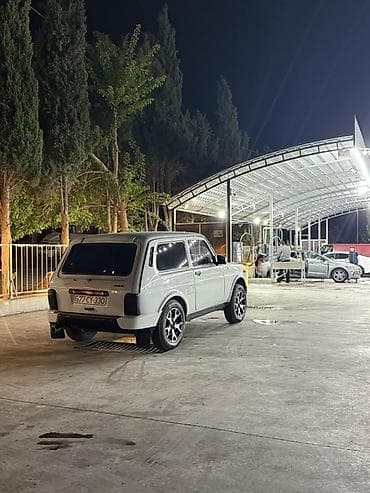 Продажа авто: Gunu bugun maşinin qlobal xerci yoxdu maşin prabıemsiz maşindi tam — 4