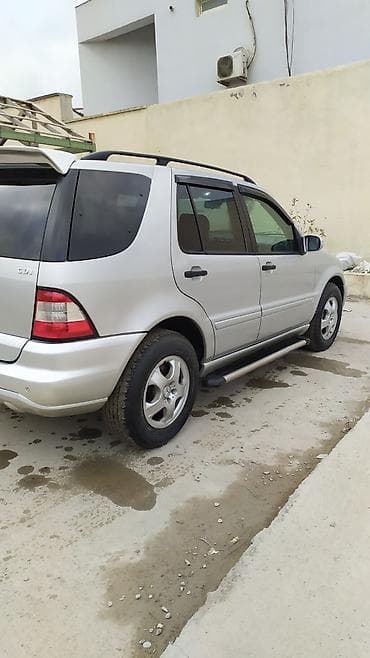 lider diski type 0: Mercedes-Benz ML 270: 2.7 l | 2003 il Ofrouder/SUV — 3