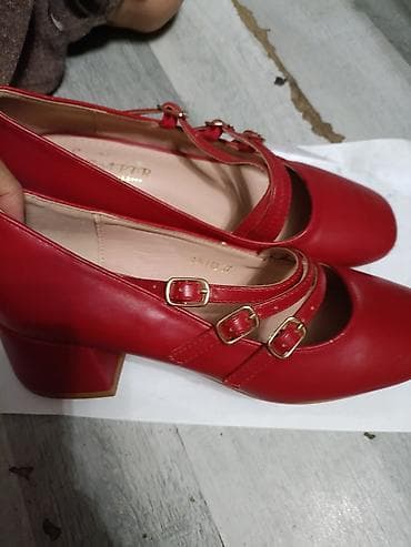 Tuflilər: Qırmızı rəngli qadın tuflisi – Mary Jane üslubu - Model: Mary Jane — 2
