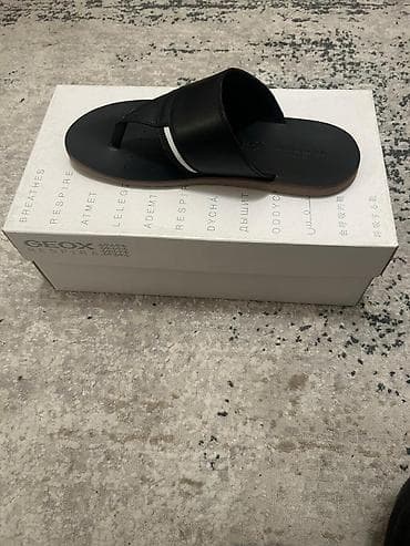 ax 35: Geox Respira kişi şipotu/sandal modeli - Rəng: qara, minimal dizayn - — 4