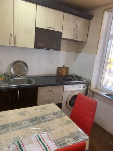 dasinmaz emlak agstafa: Bakı, 2 otaqlı, Köhnə tikili, m. Elmlər Akademiyası, 40 kv. m — 11