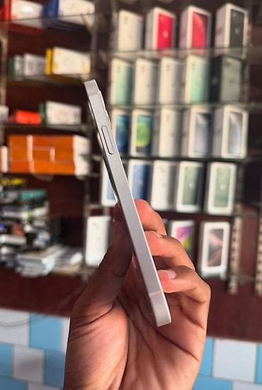 nokia tv e71: IPhone 12, 128 GB, Ağ, Zəmanət, Simsiz şarj, Face ID — 3