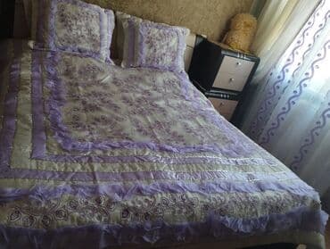 Yataq üçün İşlənmiş rəng - Bənövşəyi Yataq örtüyü, Ünvandan götürmə