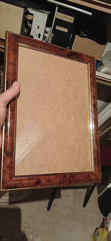 divarda resm: Çərçivə А4 (21 x 29.7 sm), Taxta — 2