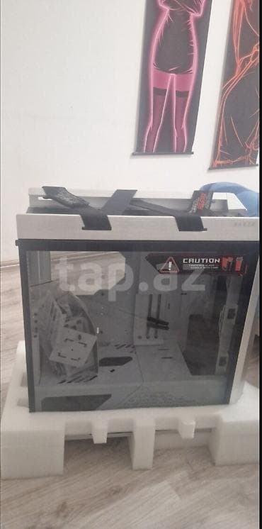 korpuslar: ASUS ROG Helios (GX601) – Premium Mid‑Tower kompüter korpusu - — 4