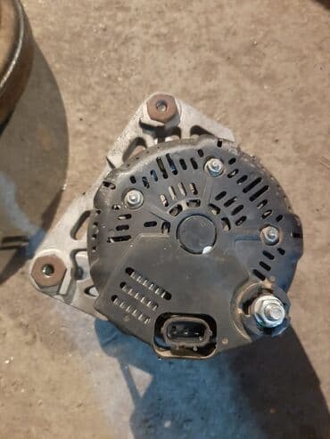 işlenmiş generatorlar: Nissan Tida üçün orjinal dinamo var başqa ehtiyat hissələri də var — 2