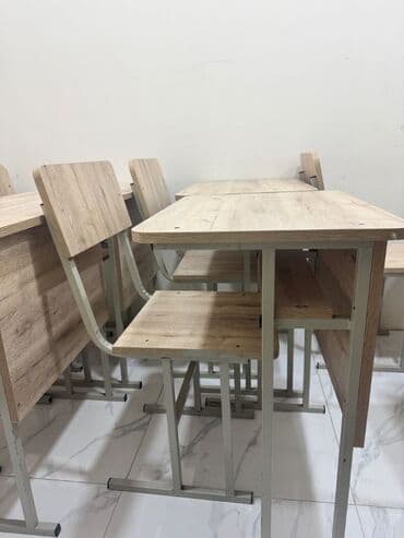 İşlənmiş, Açılmayan, Dördbucaq masa