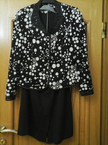 klassik geyim: Italya istehsali olan cox kubar kostyum.Brilliant firmasi. teze — 1