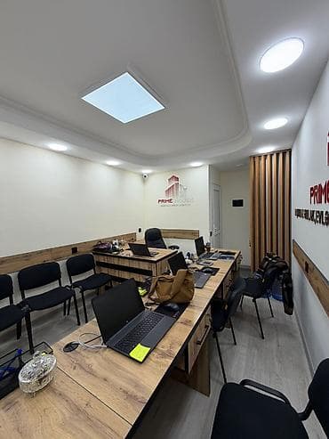 zigda kiraye menzil: İcarəyə/ofis istifadəsinə uyğun kabinetli sahə Təsvir: - İş otağı — 8
