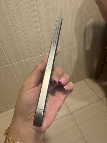 plata iphone: IPhone 15 Pro Max, 256 GB, Natural Titanium, Barmaq izi, Simsiz şarj, Face ID — 3