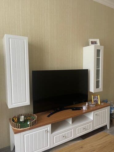 TV stend, TV altlığı, Servant