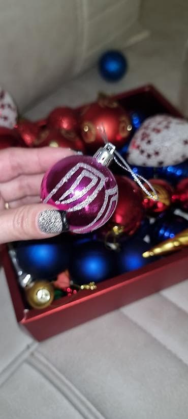 Uşaqlar üçün digər mallar: Bayram ağacı bəzəkləri dəsti TƏZƏDİR HƏRŞEY BİR YERDƏ KOROBKADA 40 M - — 10