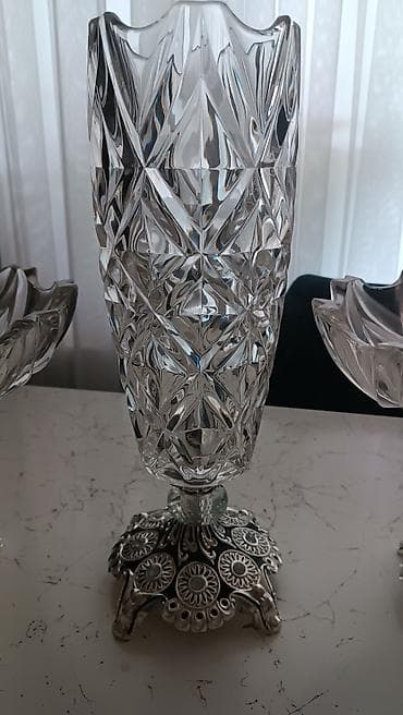 suse qablar: Satılır,biri 20m Təzə alınıb.Demek olar,sadəcə suvenir kimi istifadə — 2