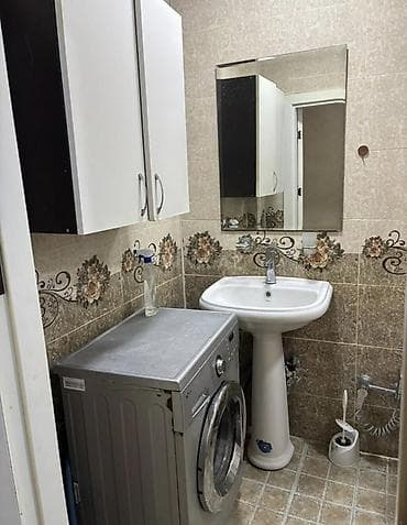 hamam ucun asma tavan: Mənzildə tam funksional sanitar qovşaq və mətbəx hissəsi. Yasmalda — 2