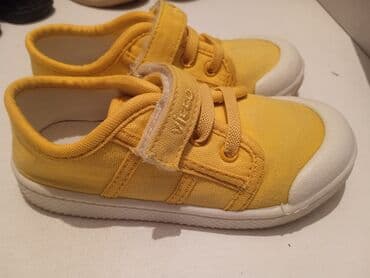 Dəstlər: Krossovka, Uniseks, 25 — 4