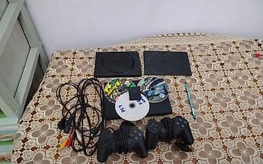 PlayStation 2 Slim oyun konsolu komplekti - Model: PS2 Slim (SCPH