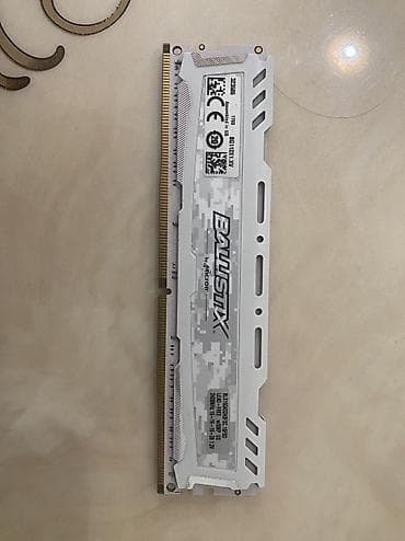 komputer korpus: Operativ yaddaş (RAM) Crucial, 16 GB, 2400 Mhz, DDR4, PC üçün, İşlənmiş — 2