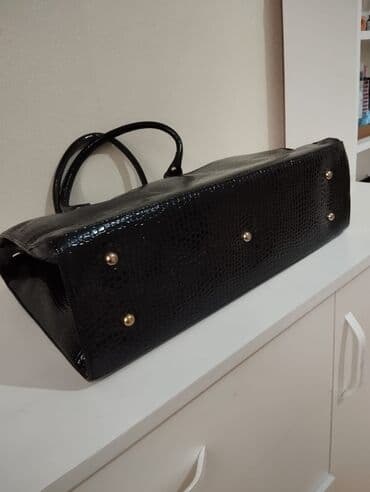 usaq kurtka: Sumka En 50 sm h7n 35 sm temiz deri Alinib 199 azn — 5