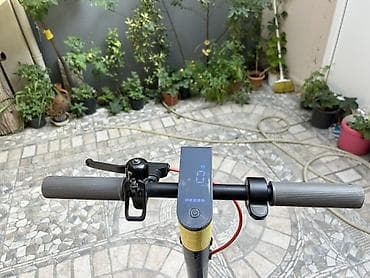 Elektrik nəqliyyatı: İşlənmiş Elektrik samokat 10", 351 - 500 Vt, 16 - 25 km/s, Ünvandan götürmə — 3