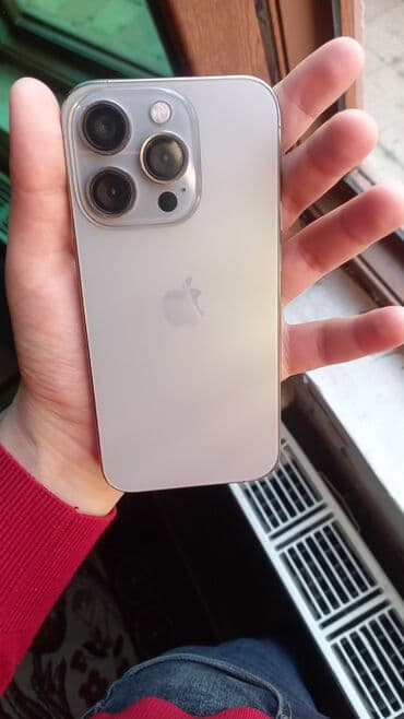 honor 70 qiymeti irşad: Məhsul: Smartfon (qutu ilə) Xüsusiyyətlər və dizayn: - Düz, metal — 6