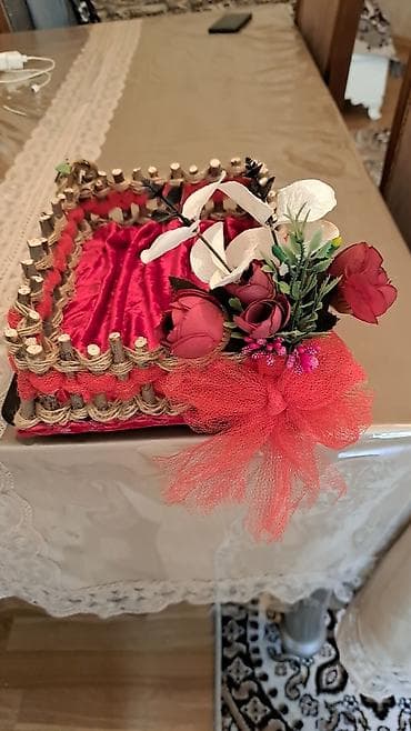 Xonça: El işi,qirmizi villirdan — 5