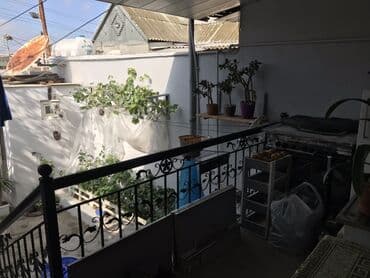 şəkidə həyət evləri: Satılır: həyət evi (təmirli, həyətli sahə) - Plan: girişdə eyvanlı — 3