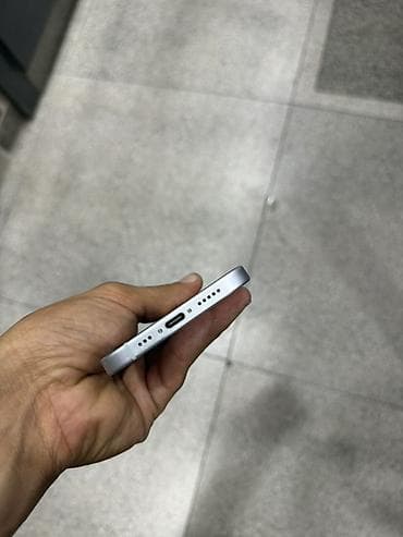 redmi note 11 kabro: IPhone 15, Ağ, Qırıq — 7