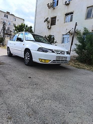 vito disk: Model: Daewoo Nexia (sedan), ağ rəng Kuzov: 4 qapı, arxa spoyler — 5