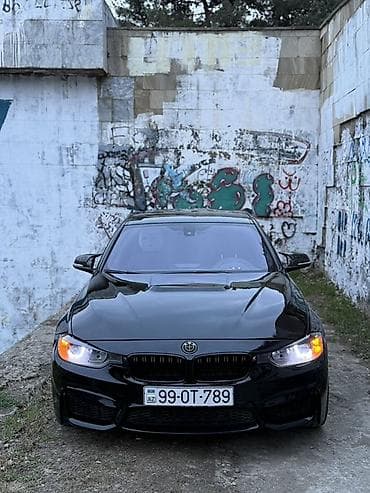 BMW 3 series: 2 l | 2014 il Sedan