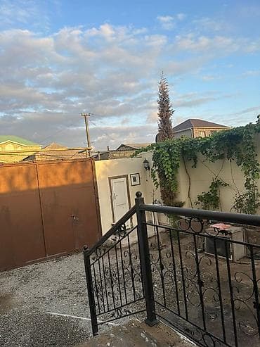 yeni ramanida ev: 5 otaqlı, 200 kv. m, Yeni təmirli — 2