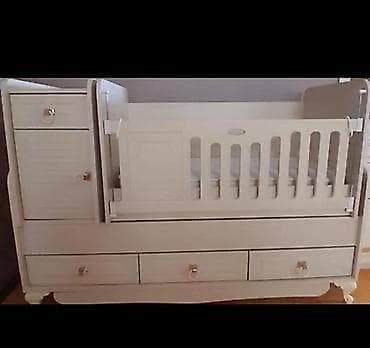 кровать трансформер: Oğlan və qız üçün, Dördbucaq, Beşik, Dəstsiz, Matrassız, Yellənmə mexanizmsiz — 1