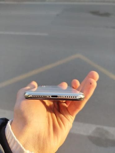 ayfon satilir: IPhone X, Gümüşü, Face ID — 5