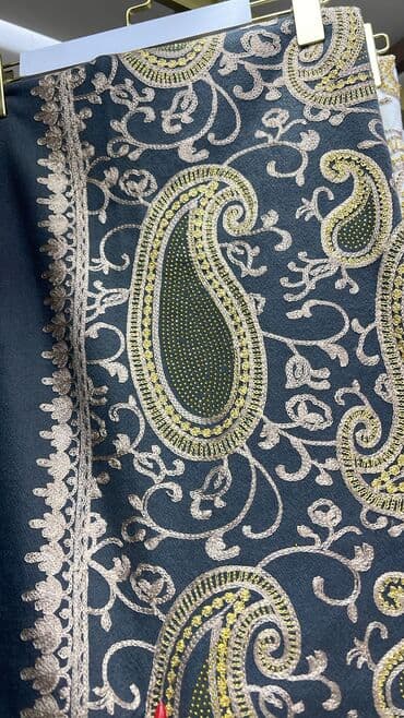 Установка спутниковых антенн: Klassik şal – kaşmir tərkibli, payız-qış üçün isti və yumşaq.qiymet 50 — 5