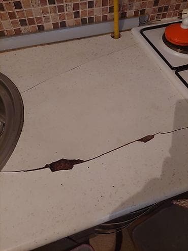 Dəzgahın üstündən başqa heç bir problemi yoxdu Üzərində