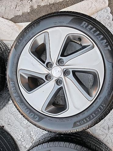 hyundai getz 2006: Disk təkər Hyundai 215 / 55 / R 17, 5 Boltlu — 4