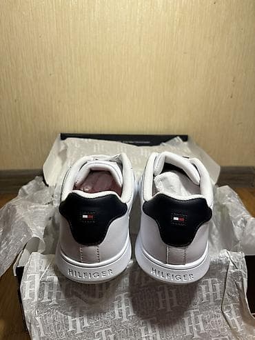 🇺🇸 Tommy Hilfiger original krasovka — yeni, ABŞ-dan gətirilib Satılır — 2