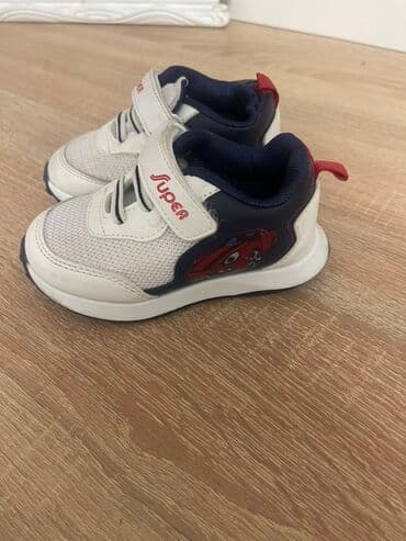 Uşaq ev terlikləri – Dinozavr dizaynlı - Rəng: yaşıl - Üz hissəsində