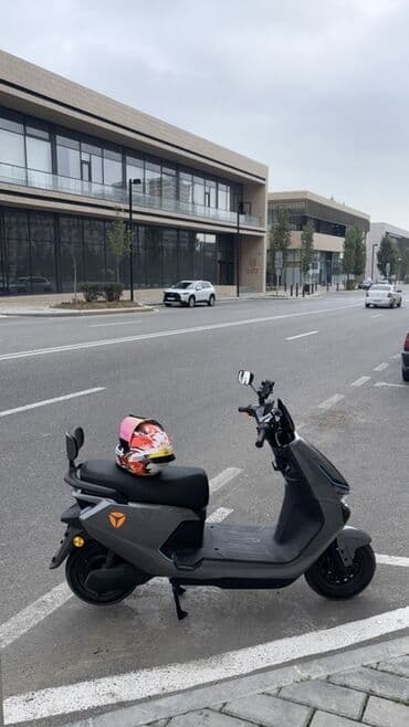 polad moped: Elektrik skuter – şəhər içi rahat və səssiz hərəkət üçün — 3