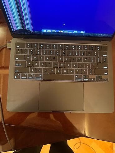 macbook pro 2017 i5: 💻 Apple MacBook Air M2 • M2 prosessor • 8 GB RAM • 256 GB SSD • — 2