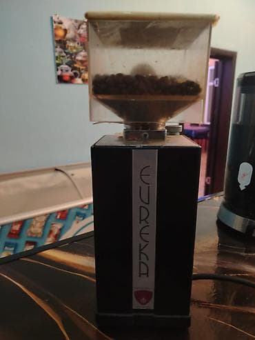 Italiya istehdali Grinder 500 Azn. Tam ishlek. Unvan Hovsan . Shirin